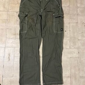 True Religion olive green cargo pants size 32